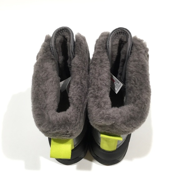 UGG BUTTE II CWR SNOW BOOTS -METAL GRAY WATERPROOF LEATHER -KIDS US 4 -NEW - Picture 6 of 11